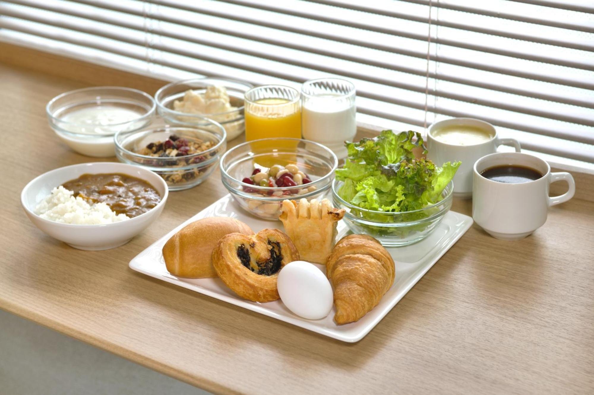R&B Hotel Nagoya Shinkansenguchi Zewnętrze zdjęcie